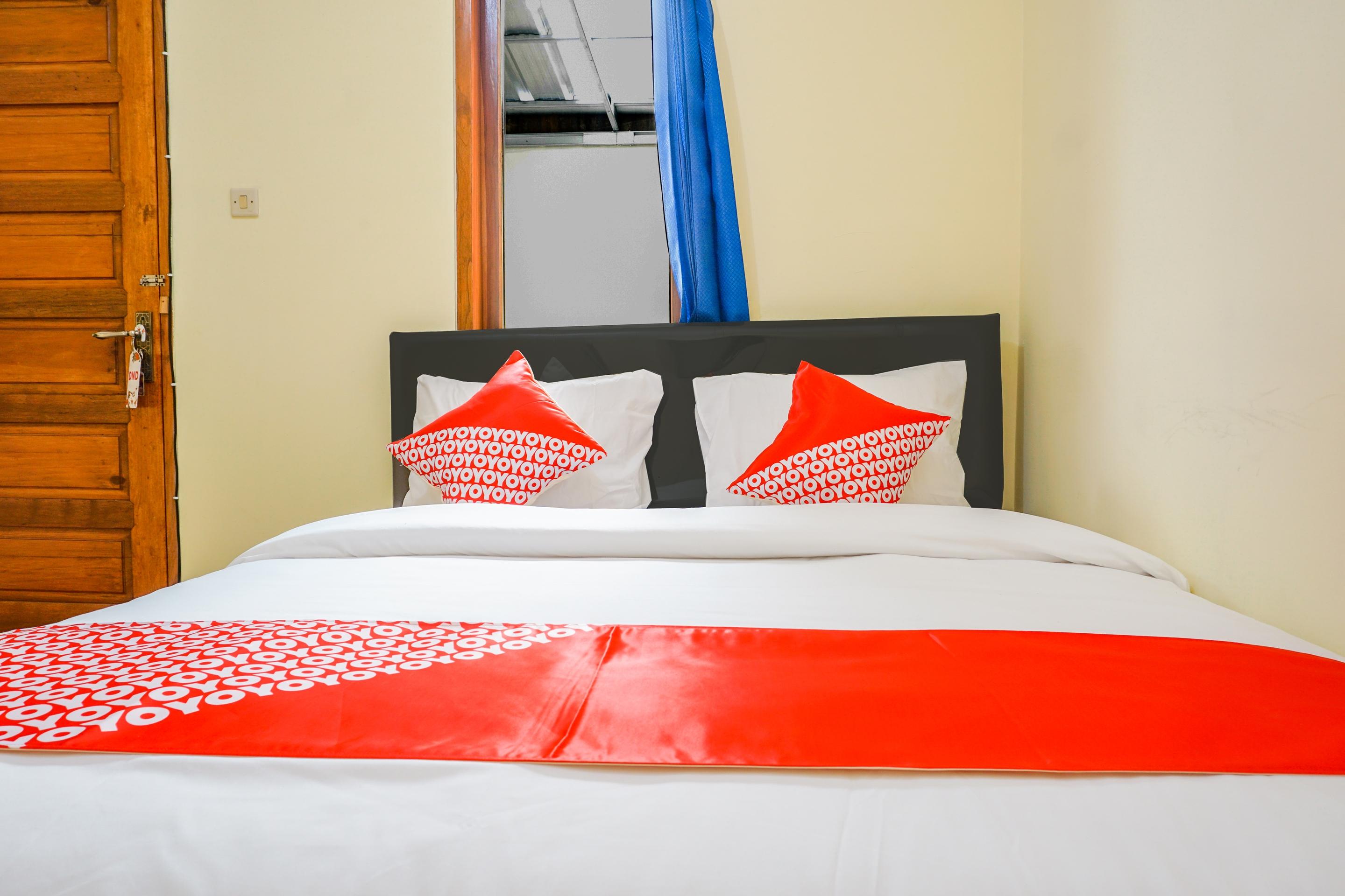 Oyo 2401 Ardini Syariah Hotel