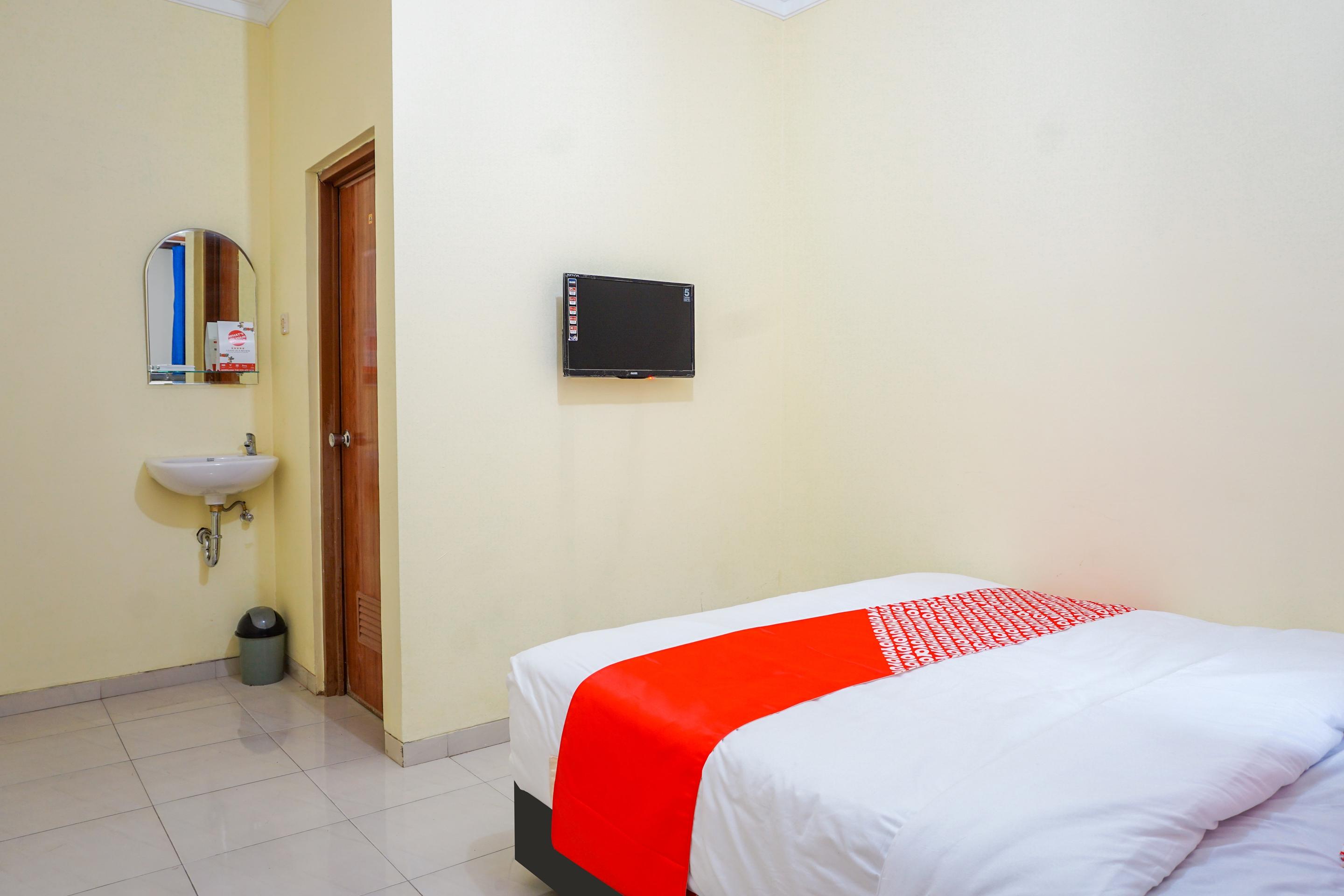 Oyo 2401 Ardini Syariah Bandung